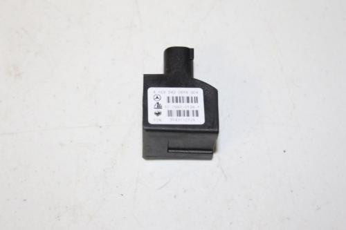 2000-2005 Mercedes Ml A 163 542 0618 Q04 Lateral Sensor Acceleration - BIGGSMOTORING.COM