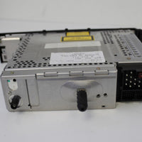 2002-2006  BWM 325i AM FM BUSINESS CD PLAYER RADIO 65.12-6 915 711