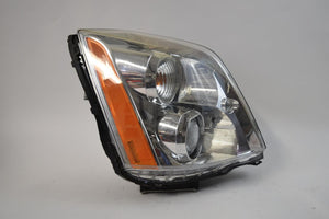 2006-2011  CADILLAC DTS  PASSENGER RIGHT SIDE REAR HEADLIGHT