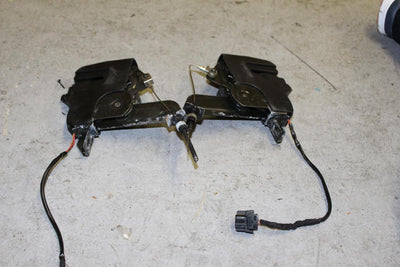 2001-2006 BMW E46 Convertible Right And Left Side Folding Top Latch ASSEMBLY - BIGGSMOTORING.COM