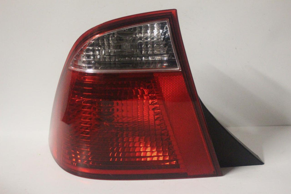 2005-2007 FORD FOCUS DRIVER LEFT SIDE OEM TAIL LIGHT 27635 - BIGGSMOTORING.COM