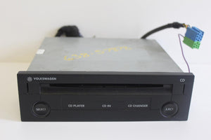 2002-2005 VOLKSWAGEN JETTA CD CHANGER PLAYER - BIGGSMOTORING.COM