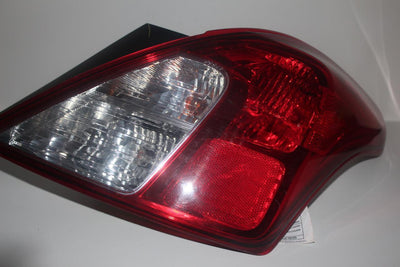 2012-2017 NISSAN VERSA RIGHT PASSENGER SIDE REAR TAIL LIGHT  29937