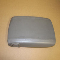 2003 2004 2005 2006 Cadillac Escalade Center Console Lid Armrest Grey - BIGGSMOTORING.COM