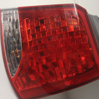 2011-2013 KIA SORENTO PASSENGER RIGHT SIDE REAR TAIL LIGHT 28496 Re#biggs