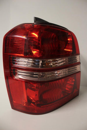 2001-2003 TOYOTA HIGHLANDER DRIVER LEFT SIDE REAR TAIL LIGHT 29596 - BIGGSMOTORING.COM