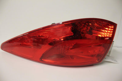 2010-2015 HYUNDAI TUSCON DRIVER LEFT SIDE REAR TAIL LIGHT 28843