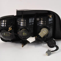 2005-2009 FORD MUSTANG  PASSENGER RIGHT SIDE REAR TAIL LIGHT - BIGGSMOTORING.COM