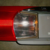 02-07 BUICK RENDEZVOUS CENTER TAIL LIGHT PANEL 2005 VERY NICE CONDITION - BIGGSMOTORING.COM