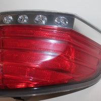 2007-2010 LINCOLN MKX  DRIVER LEFT SIDE REAR TAIL LIGHT 30499