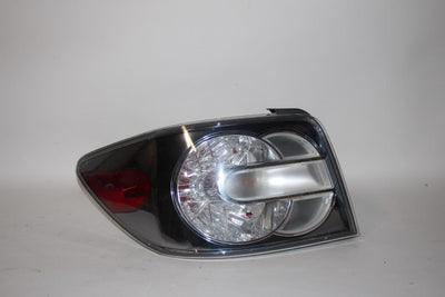 2007-2009 MAZDA CX-7 DRIVER LEFT SIDE REAR TAIL LIGHT 31039