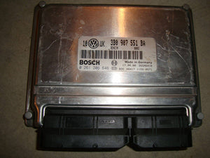 97-98 Audi A4 VW Passat ECM ECU 8D0 907 558 M Manual