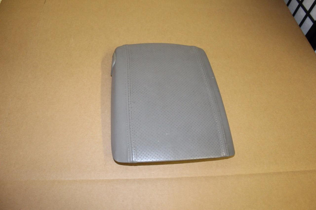 2003 2004 2005 2006 Cadillac Escalade Center Console Lid Armrest Grey - BIGGSMOTORING.COM