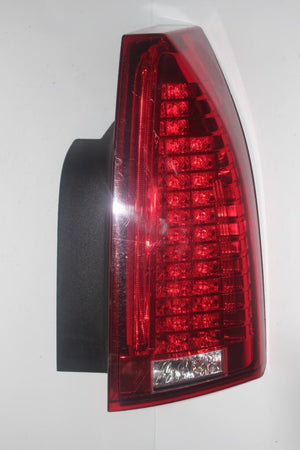 2008-2013 CADILLAC CTS  PASSENGER RIGHT SIDE REAR TAIL LIGHT 29383