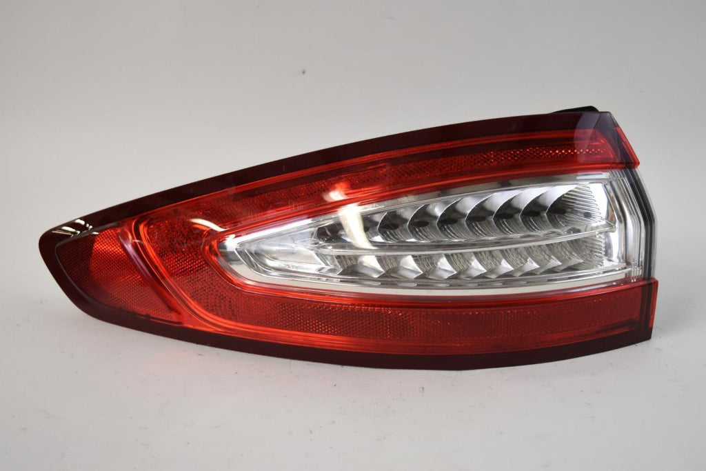 2013-2016 FORD FUSION DRIVER LEFT SIDE REAR TAIL LIGHT