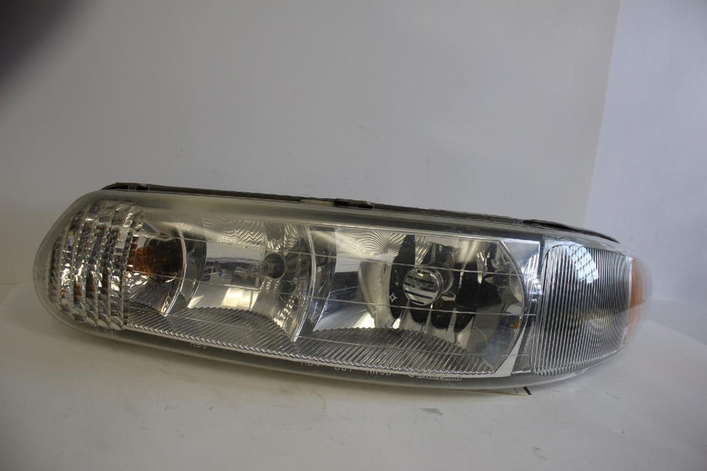 1997-2005 BUICK REGAL DRIVER SIDE FRONT HEADLIGHT LAMP 37910748 - BIGGSMOTORING.COM