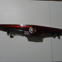 03-07 CADILLAC CTS DECK LID CENTER 3rd BRAKE TAILLIGHT TAIL LIGHT TESTED SEE PIC - BIGGSMOTORING.COM