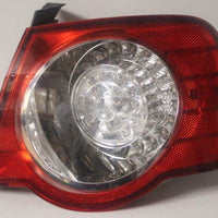 2007-2010 VOLKSWAGEN PASSAT SEDAN PASSENGER SIDE REAR TAIL LIGHT