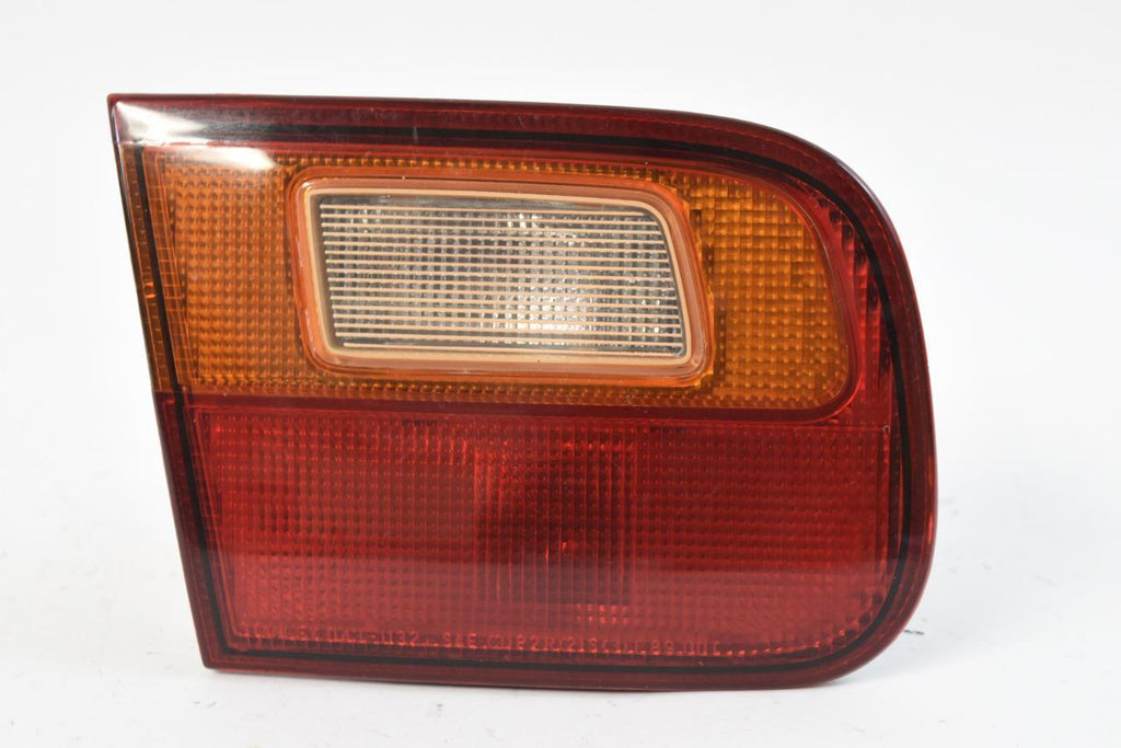 1993-1995 HONDA CIVIC SEDAN DRIVER LEFT SIDE REAR INNER TAIL LIGHT 043-1132 - BIGGSMOTORING.COM