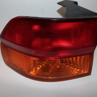 2002-2004 Honda Odyssey  Driver Side Rear Tail Light 28130 - BIGGSMOTORING.COM